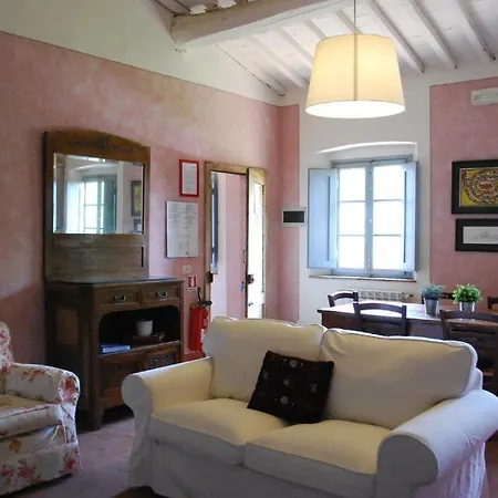 Nebbiano Sleeps 6 Pool Wifi T763146 *