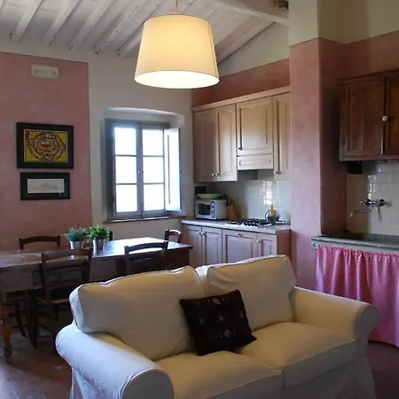 Nebbiano Sleeps 6 Pool Wifi T763146 Apartmán Montespertoli